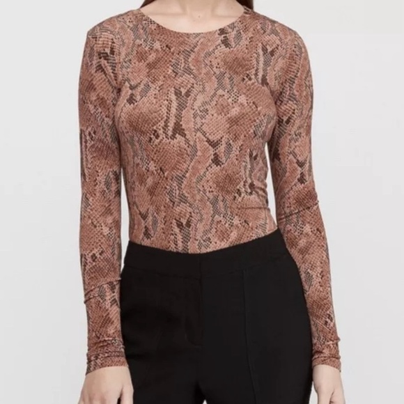 NWT Express Snake Skin Print Long Sleeve London Ultra Soft Jersey Shirt Size XS - Picture 11 of 11